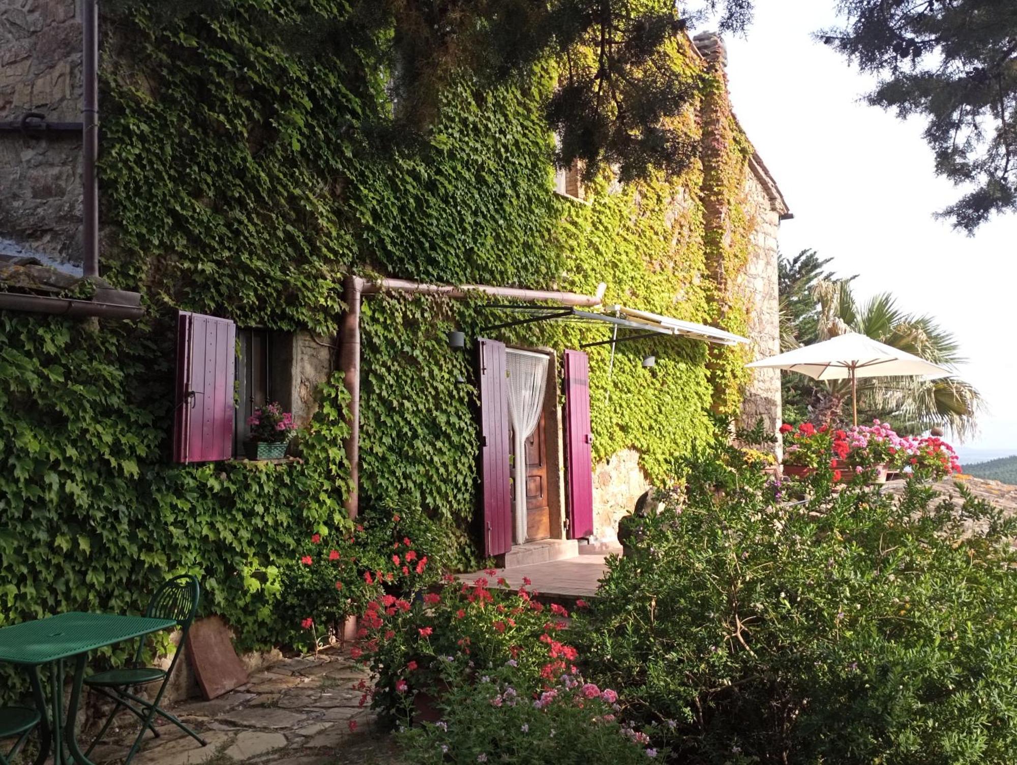 Gasthaus Casa Marju Montemassi Exterior foto